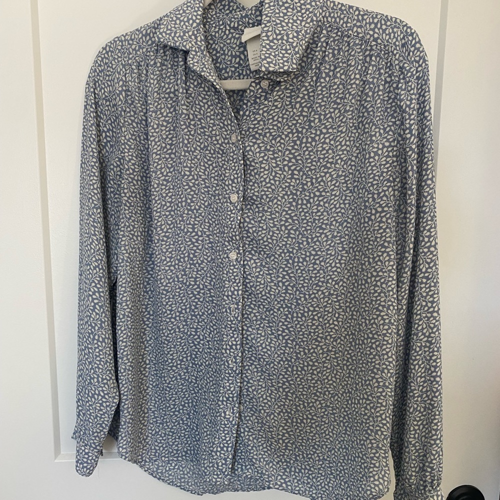 H&M Blue Patterned Button Down Collared Shirt Floral